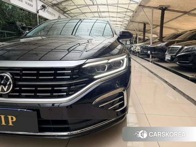 Volkswagen Passat id 4353352 из Китая 11