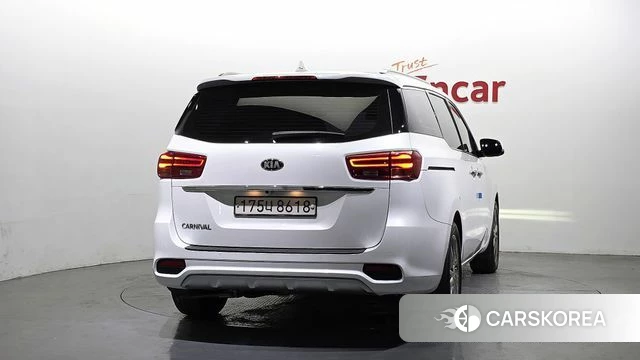 Kia The New Carnival id 4245704 из Кореи 14