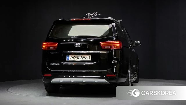 Kia The New Carnival id 3904858 из Кореи 14