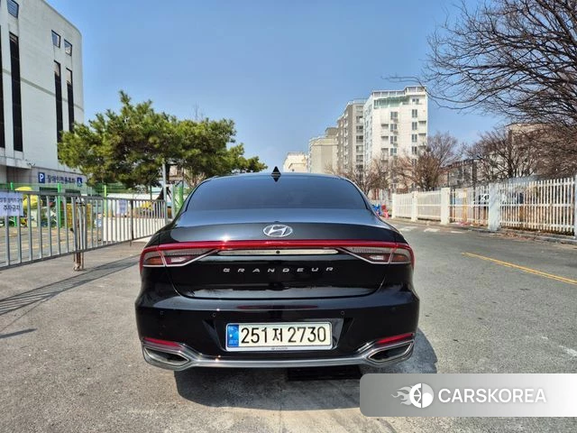 Hyundai The New Grandeur IG id 3800480 из Кореи 14