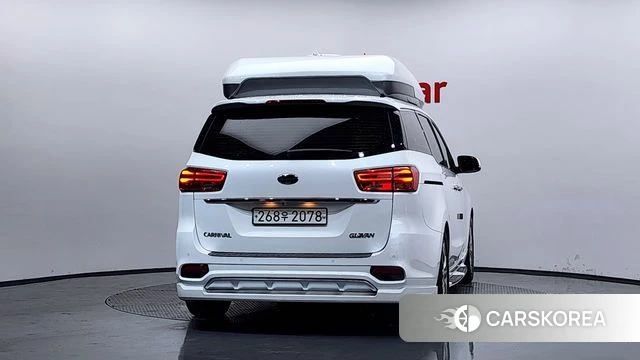 Kia The New Carnival id 4482803 из Кореи 32