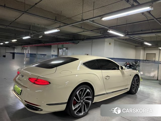 Bentley Continental GT 4th Generation 2025 Жемчужный цвет из Кореи, фото 6