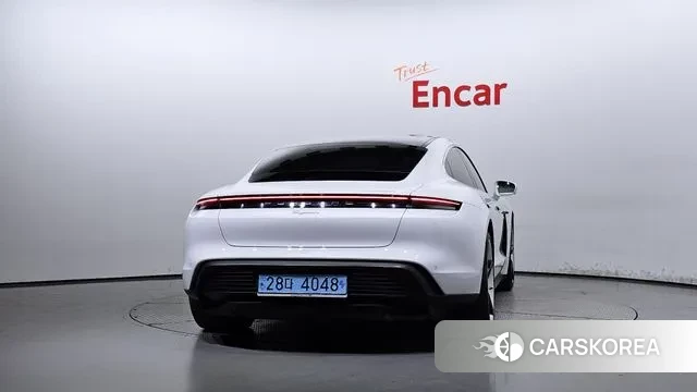 Porsche Taycan id 3058748 из Кореи 14