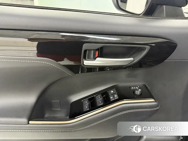 Toyota Highlander id 4353682 из Китая 12