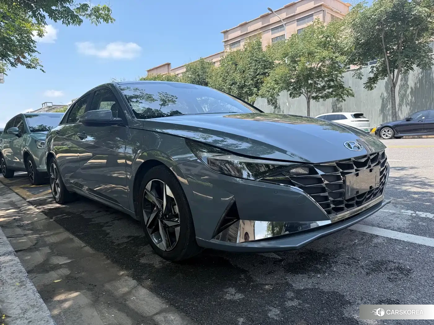 Hyundai Elantra 2026 Silver/gray из Китая, фото 4