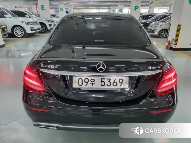 Mercedes-Benz E-Class W213 id 3905842 из Кореи 13