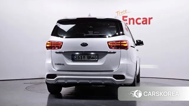 Kia The New Carnival id 3588213 из Кореи 14