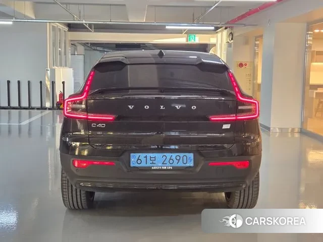 Volvo C40 Richards 2024 Черный из Кореи, фото 4