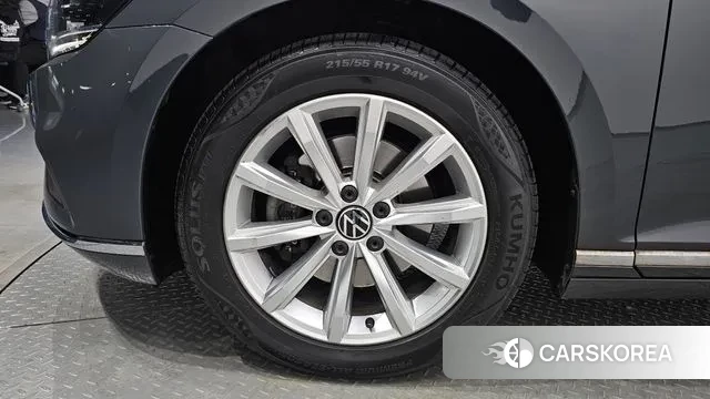 Volkswagen Passat GT (B8) id 3655663 из Кореи 14