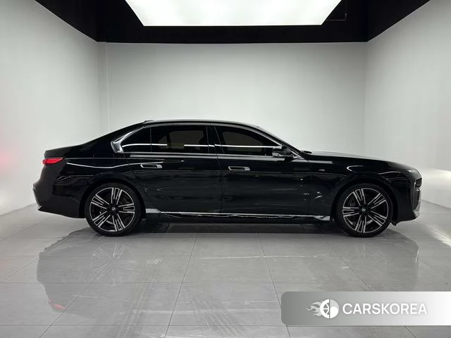 BMW i7 id 4211557 из Китая 14