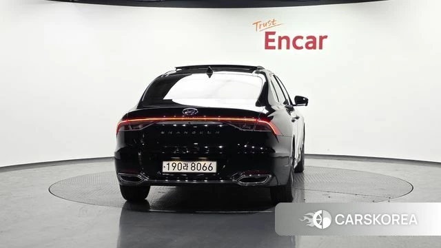 Hyundai The New Grandeur IG Hybrid id 4195539 из Кореи 26