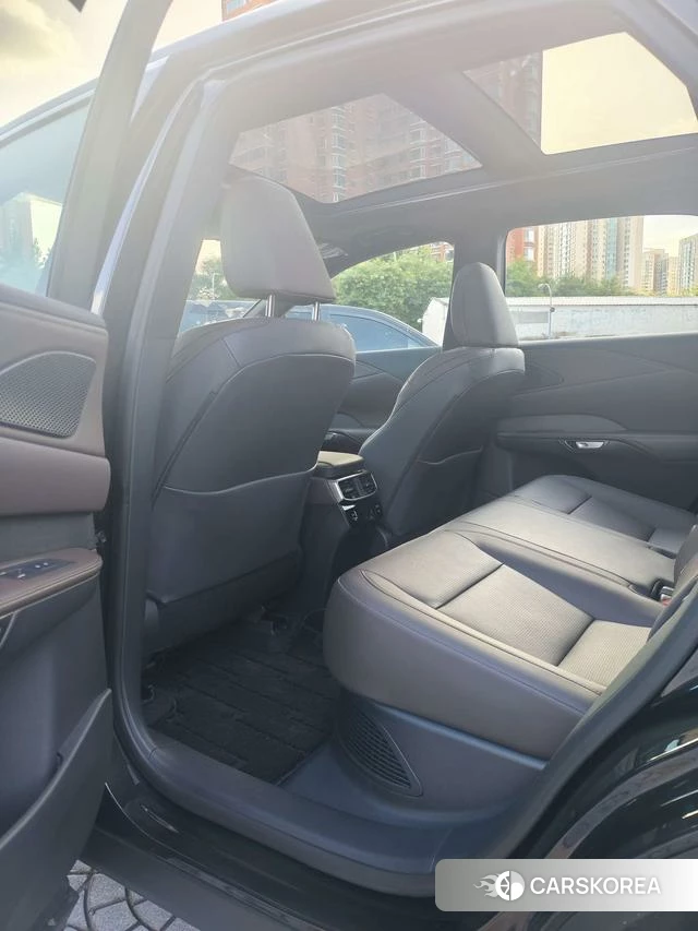 Lexus RX id 4366203 из Китая 9