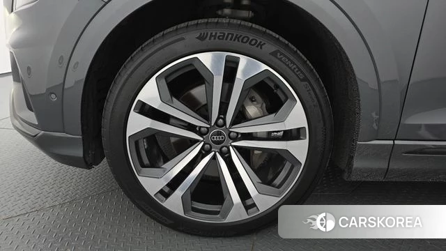 Audi Q8 (4M) id 4871154 из Кореи 33