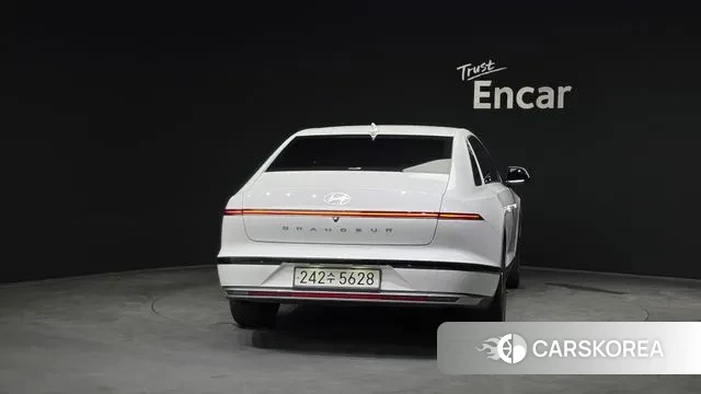 Hyundai Grandeur (GN7) id 3031899 из Кореи 14