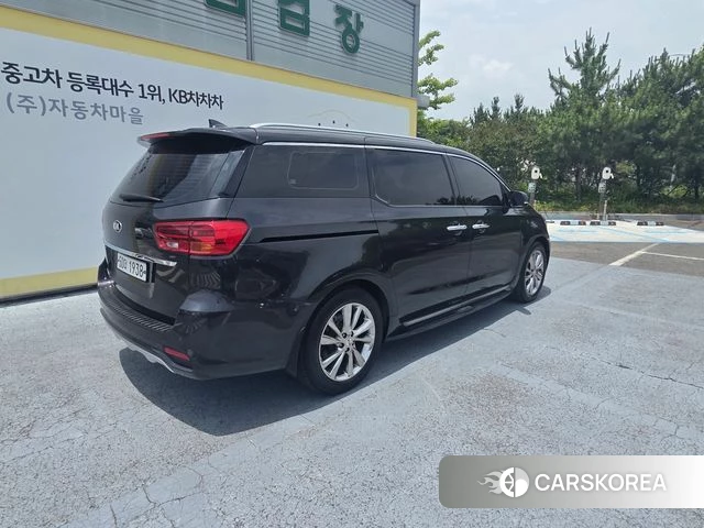 Kia The New Carnival id 4546954 из Кореи 13