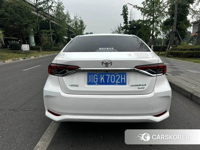 Toyota Corolla id 4301606 из Китая 16