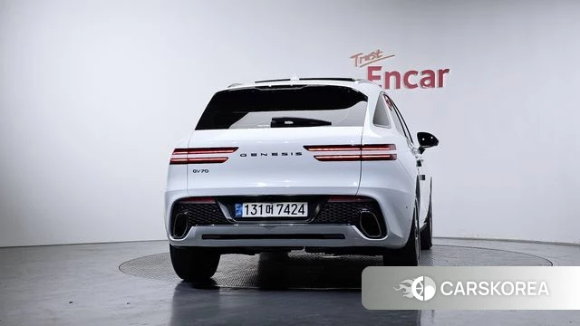 Genesis GV70 id 3904155 из Кореи 13