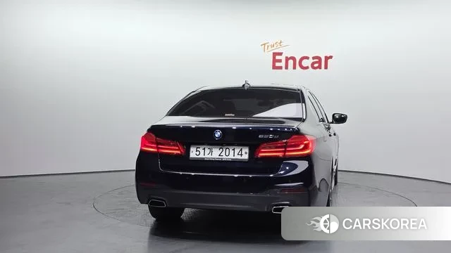 BMW 5 Series (G30) id 3667048 из Кореи 14