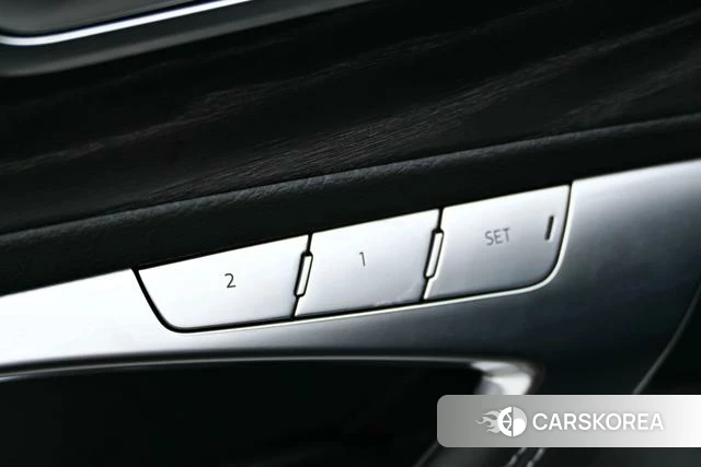 Audi A6L id 4335007 из Китая 31