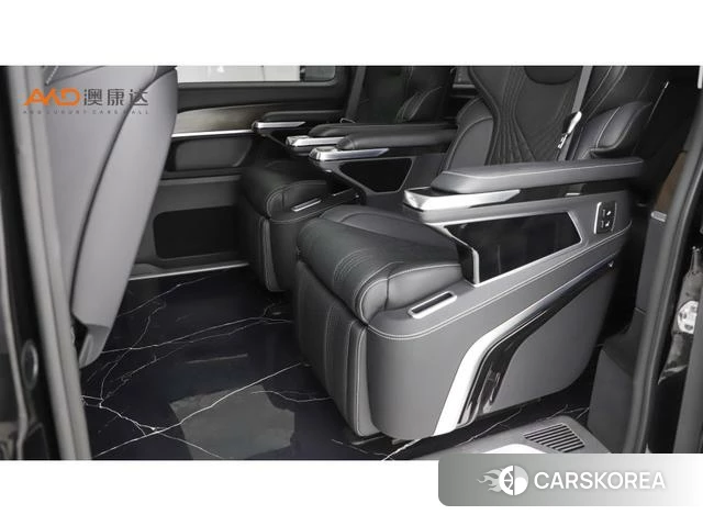 Mercedes-Benz V-class 2023 Черный из Китая, фото 5
