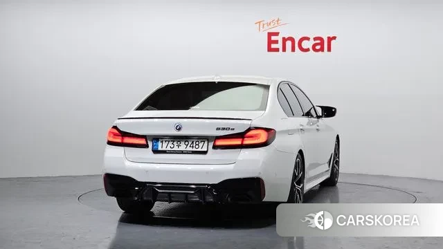 BMW 5 Series (G30) id 3367010 из Кореи 14