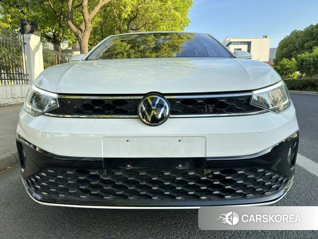 Volkswagen Lavida 2024 Белый из Китая, фото 6