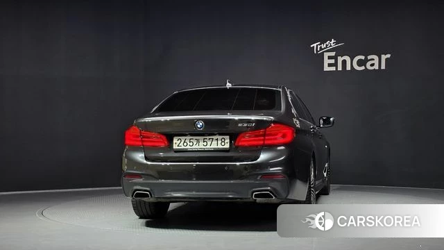 BMW 5 Series (G30) id 4785434 из Кореи 14