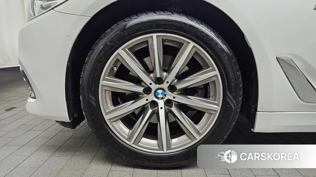 BMW 5 Series (G30) id 4551801 из Кореи 27