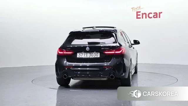 BMW 1 Series (F40) id 4195163 из Кореи 31