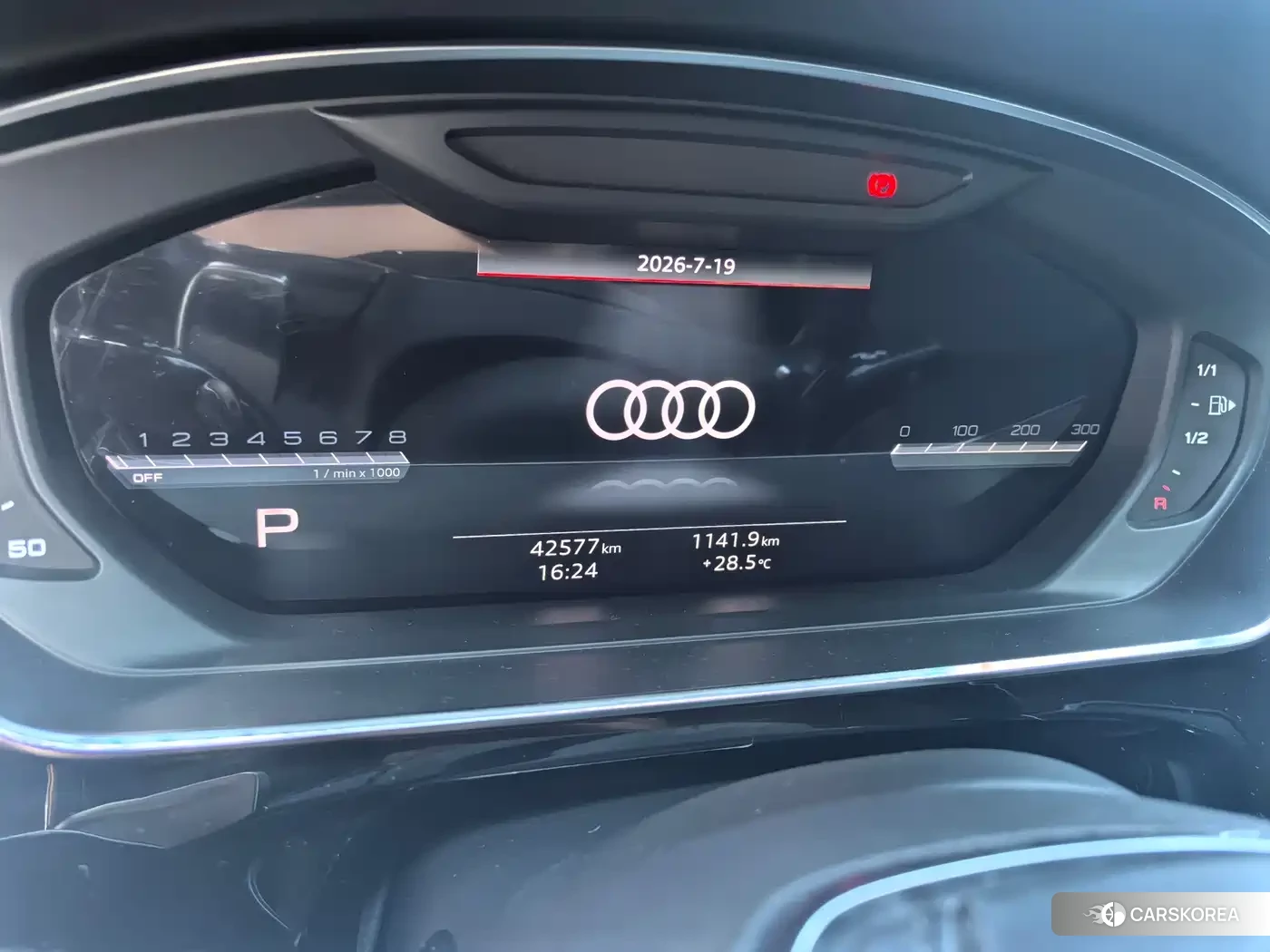 Audi A8 2023 Черный из Китая, фото 4