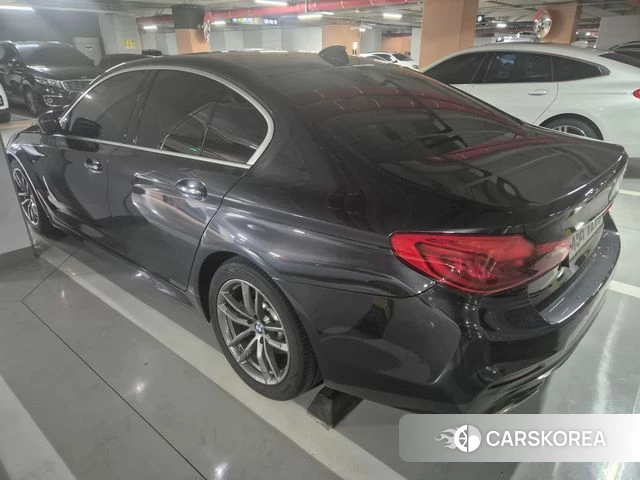 BMW 5 Series (G30) id 4491154 из Кореи 7