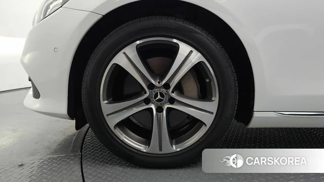 Mercedes-Benz E-Class W213 id 4390294 из Кореи 26