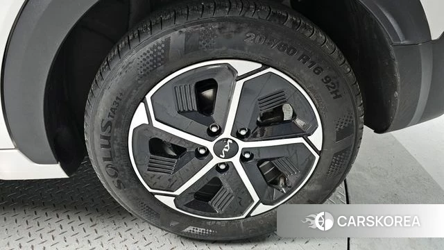 Kia Di Ol Nu Niro id 3827207 из Кореи 14