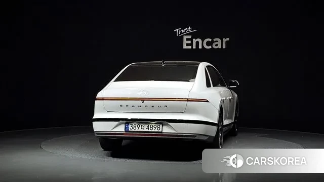 Hyundai Grandeur (GN7) id 3002530 из Кореи 14