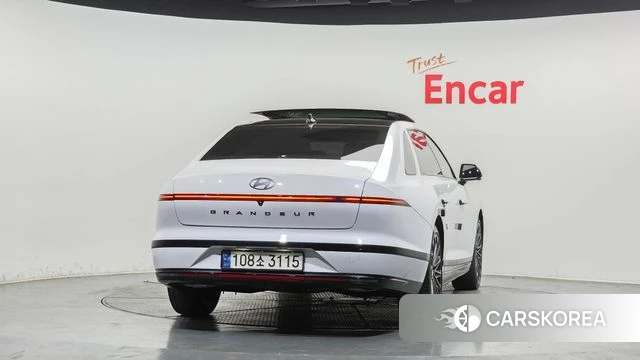 Hyundai Grandeur (GN7) id 3891476 из Кореи 14