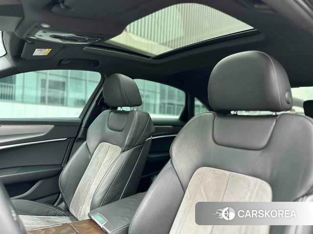 Audi A6L 2022 Черный из Китая, фото 4