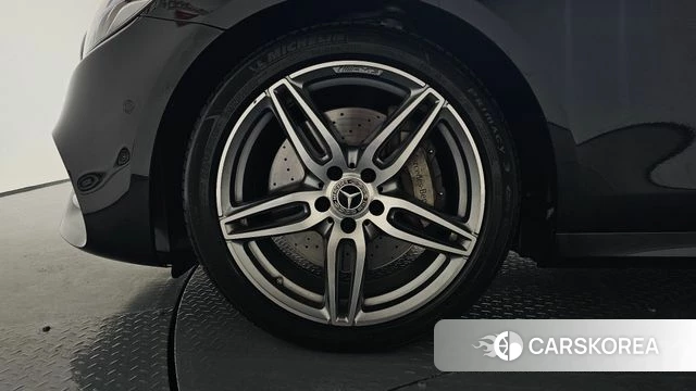 Mercedes-Benz E-Class W213 id 4658434 из Кореи 30