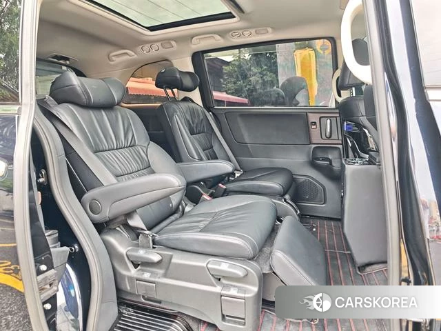 Honda Odyssey id 4358984 из Китая 24