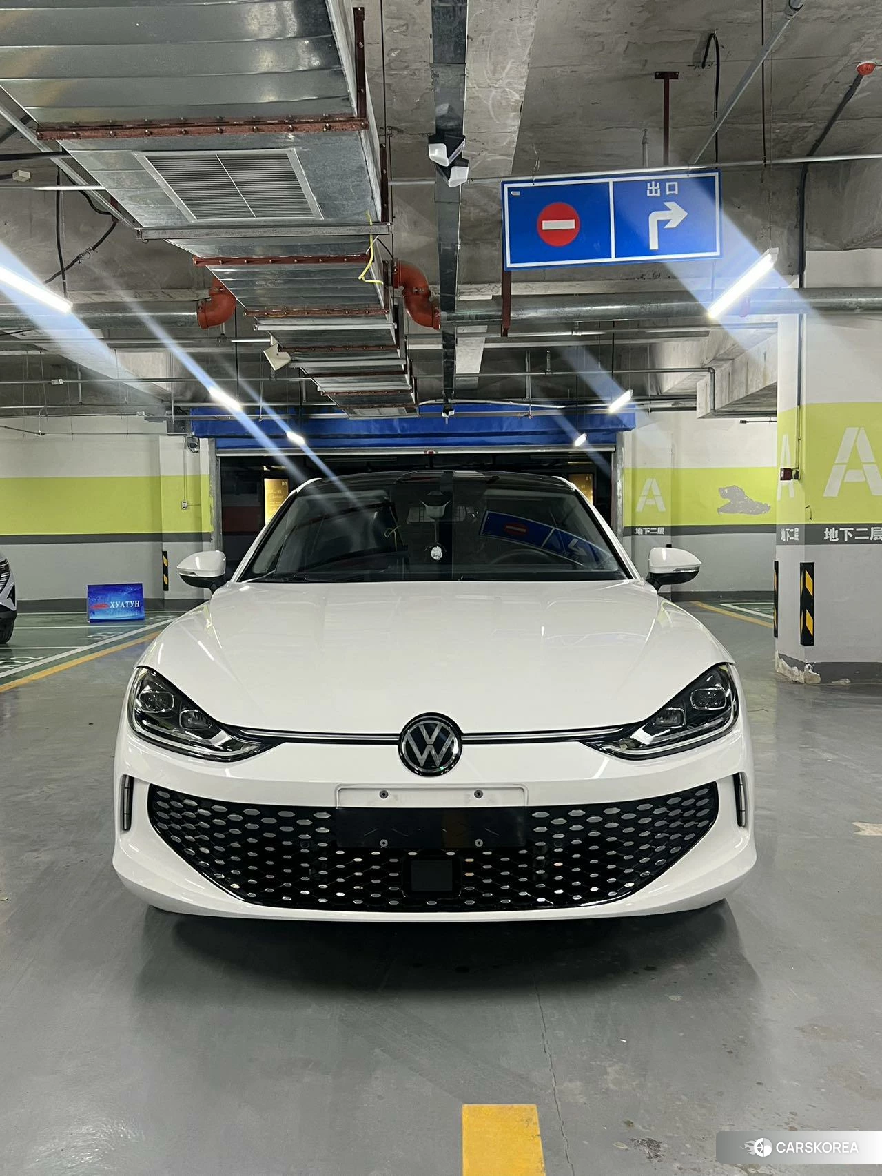 Volkswagen Lamando id 4510317 из Китая 8
