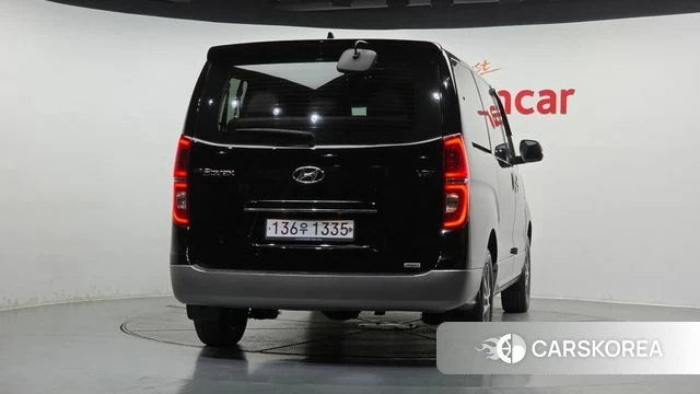 Hyundai The New Grand Starex id 4225156 из Кореи 14