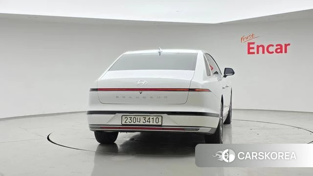 Hyundai Grandeur (GN7) id 4624025 из Кореи 14