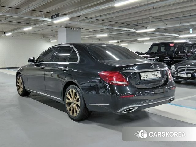 Mercedes-Benz E-Class W213 id 4629307 из Кореи 9