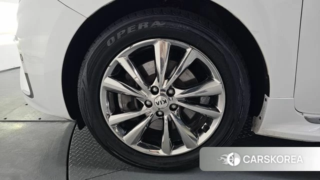 Kia The New Carnival id 4197041 из Кореи 31