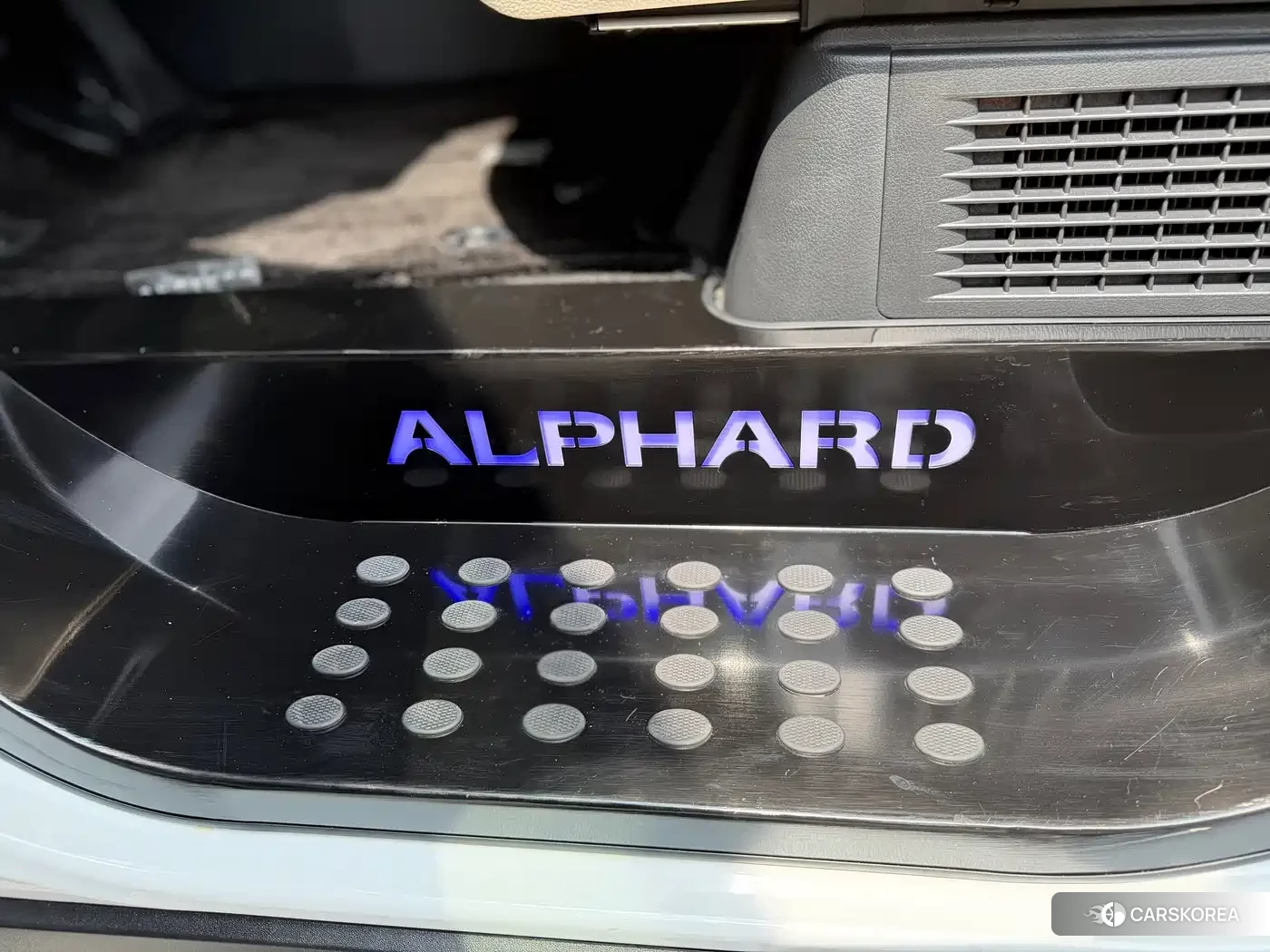 Toyota Elfa id 4685957 из Китая 22