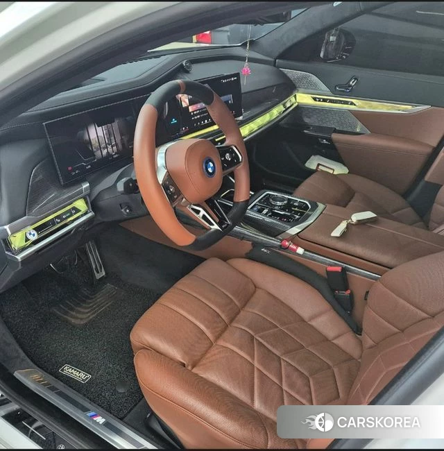 BMW i7 (G70) id 4560765 из Кореи 4