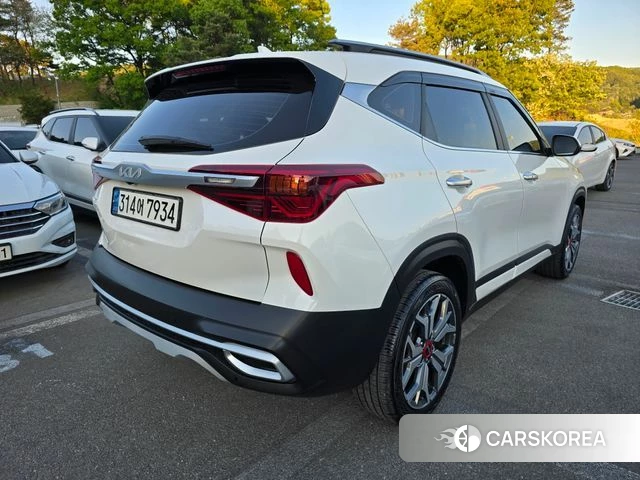 Kia Seltos id 4309413 из Кореи 14