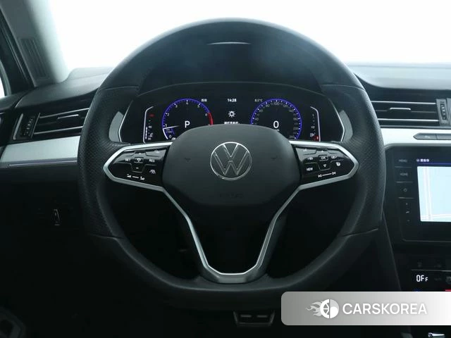 Volkswagen Magotan id 4297926 из Китая 10
