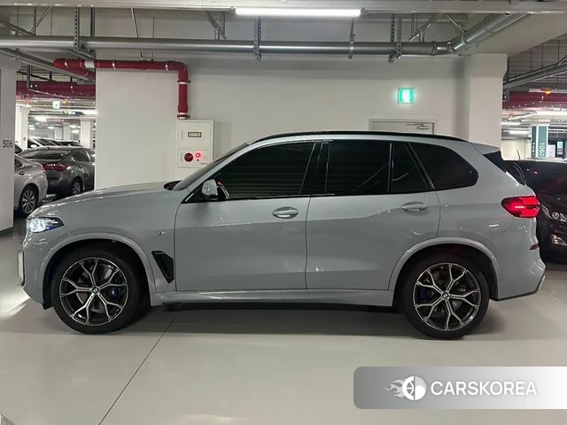 BMW X5 (G05) 2026 Светло-серебряный цвет из Кореи, фото 4