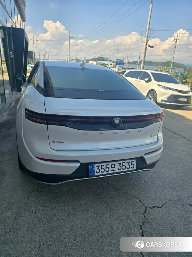 Toyota Crown Crossover 2026 Белый из Кореи, фото 4