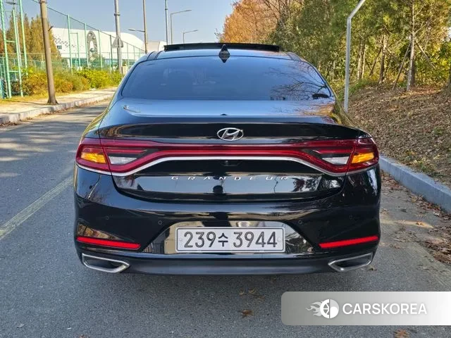 Hyundai Grandeur IG id 3385954 из Кореи 14